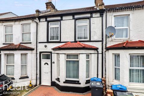 4 bedroom terraced house for sale, Canterbury Road, Croydon