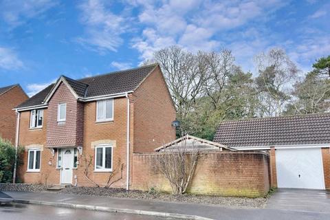 4 bedroom detached house for sale, Liederbach Drive, Verwood, BH31 6GG