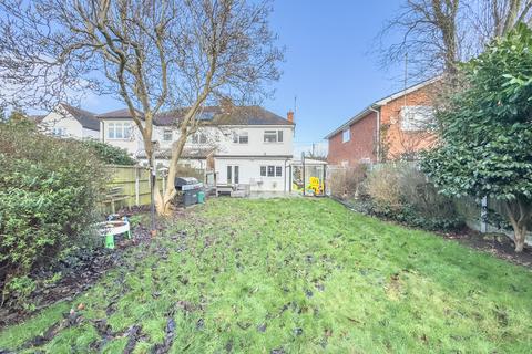 15 Aldermans Hill, Hockley, SS5 4RP