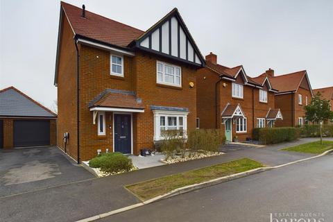 3 Church Acre, Oakley, Basingstoke, RG23 7GH