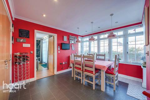 3 bedroom detached house for sale, Bliss Close, Witham