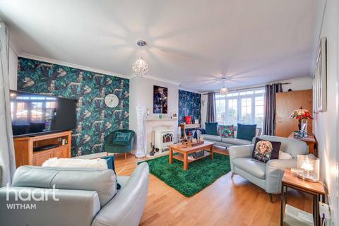 6 Bliss Close, Witham, CM8 1JR