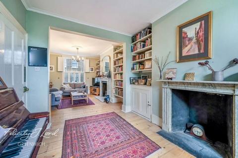 3 bedroom terraced house for sale, Prior Street, London, SE10 8SF