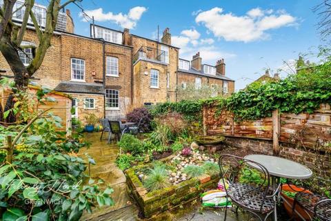 3 bedroom terraced house for sale, Prior Street, London, SE10 8SF