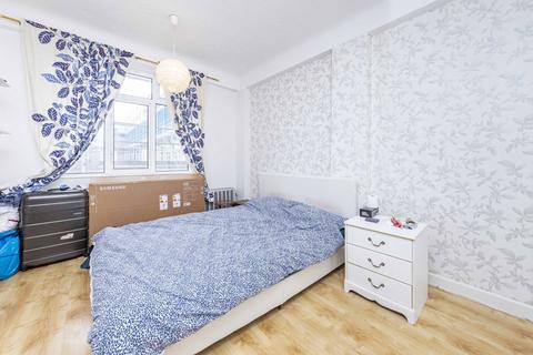 1 bedroom flat to rent, Grove End Road, London NW8