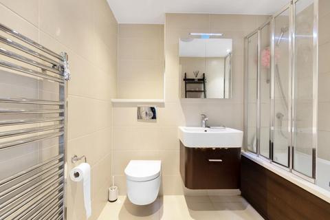 1 bedroom flat for sale, Hogarth Lane, Chiswick