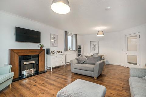 3 bedroom apartment for sale, Stockiemuir Avenue, Bearsden