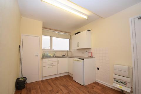 1 bedroom apartment to rent, Valley Bridge Parade, Scarborough, North Yorkshire, YO11