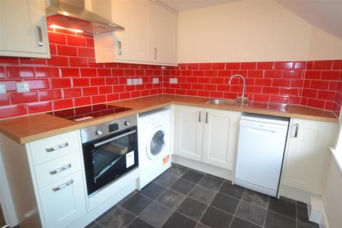 1 bedroom apartment to rent, High Street, Ringwood