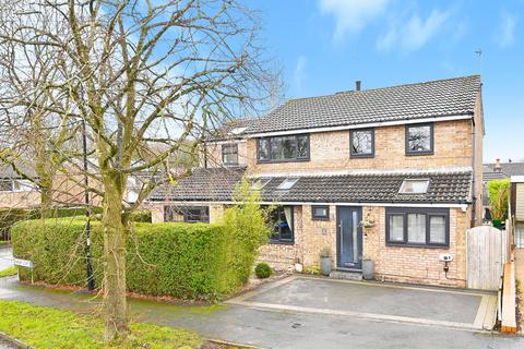 5 bedroom detached house for sale, Shelley Court, Harrogate