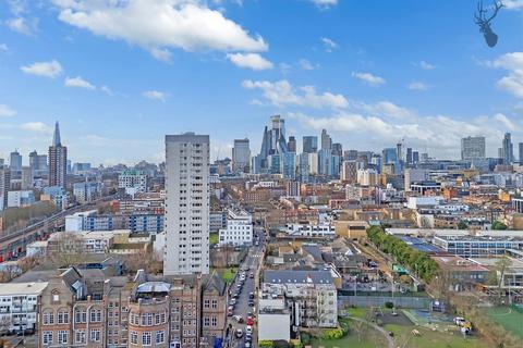 Flat 1, Dimsdale Heights, 4 Spencer Way, London, E1 2PN