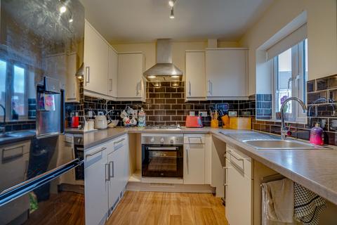 39 Rostron Close, West End, Southampton, SO18 3AF