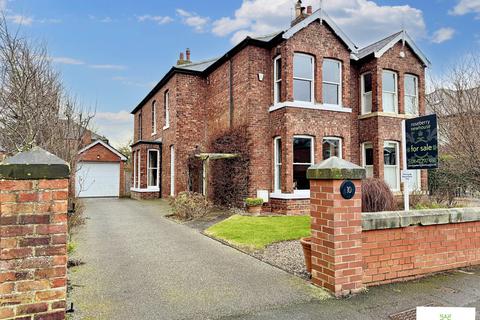 4 bedroom semi-detached house for sale, Dunottar Avenue, Eaglescliffe TS16