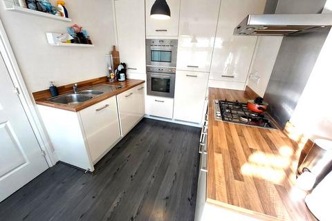 9 Oaks Close, Prestwich, Manchester, M25 3ER