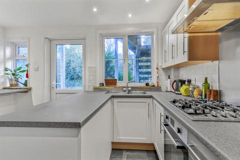 2 bedroom apartment for sale, Christchurch Road, Bournemouth