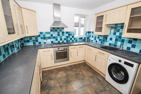 2 bedroom flat to rent, Fairlop Road, Leytonstone, London, E11 1BL