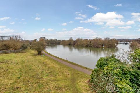 3 bedroom detached house for sale, Kennet Side, Reading, Berkshire