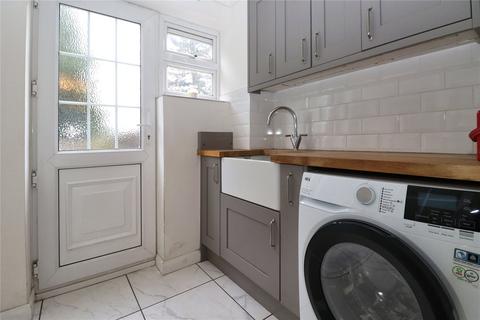 3 bedroom terraced house for sale, Langley Walk, Woking GU22