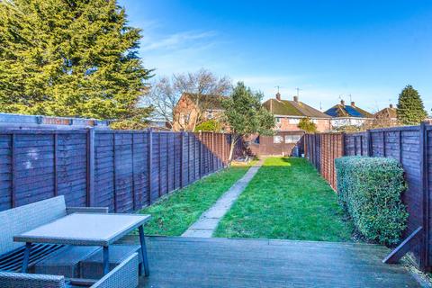 3 bedroom terraced house for sale, Trafford Road, Rushden NN10