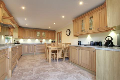 4 bedroom chalet for sale, Childs Lane, Doddington