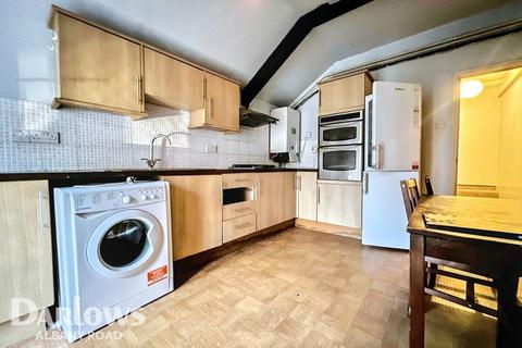 4 bedroom apartment to rent, City Road, CARDIFF