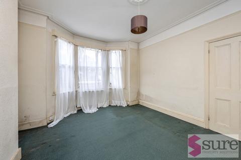 1 bedroom flat for sale, Springfield Road, Brighton