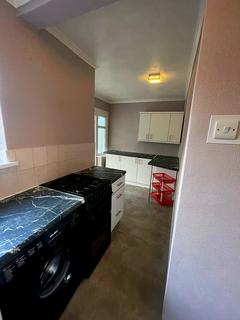 3 bedroom semi-detached house to rent, Atlantic Road, Birmingham B44