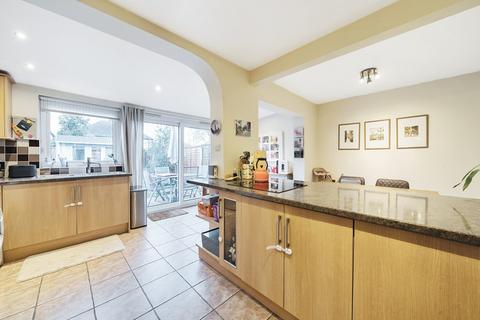 4 Shepley Close, Carshalton, SM5 2NJ