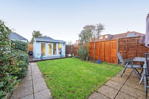 4 Shepley Close, Carshalton, SM5 2NJ