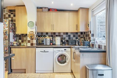 4 Shepley Close, Carshalton, SM5 2NJ