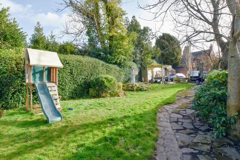 4 bedroom detached house for sale, Shropshire Street, Market Drayton