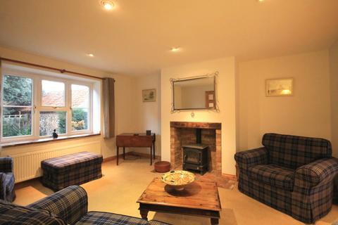 4 bedroom detached house to rent, White House Gardens, Wells-next-the-Sea NR23