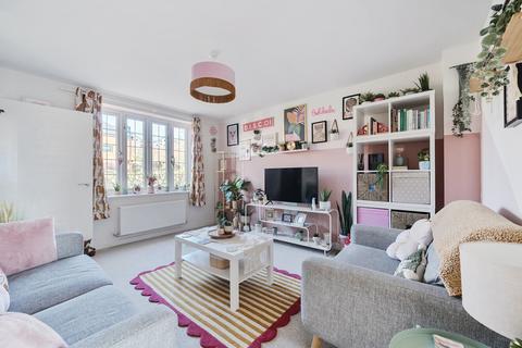 27 Farley Grove, Exeter, EX1 3YX