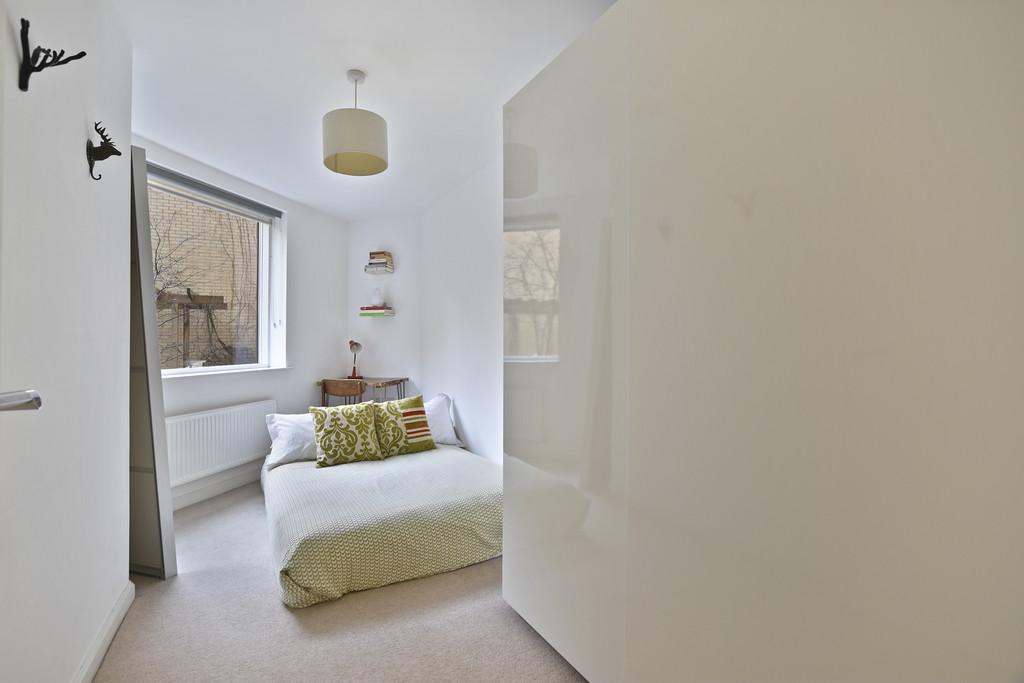 DNRACHELMACK - Flat 5, 7 Banister Road - Scnd Bedr