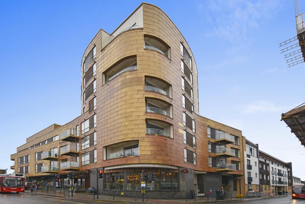DNRACHELMACK - Flat 5, 7 Banister Road - Exterior