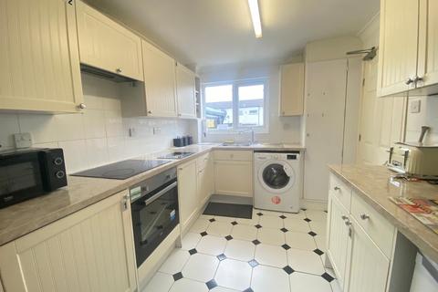 1 bedroom in a house share to rent, Brighstone Close, Southampton SO16