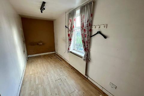 3 bedroom end of terrace house for sale, Thursfield Road, Burnley, BB10