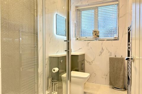 39 Baytree Avenue, Chadderton, Oldham, OL9 0NH