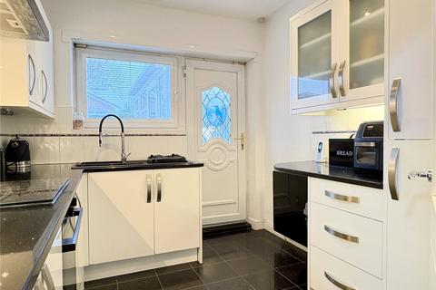 39 Baytree Avenue, Chadderton, Oldham, OL9 0NH