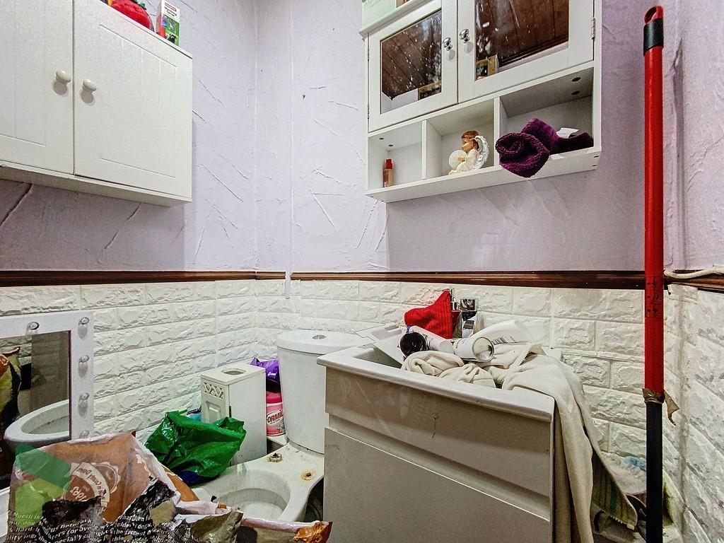 Ground floor WC