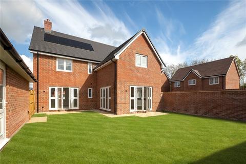 4 bedroom detached house for sale, Shopwyke Strait, Chichester, West Sussex, PO20