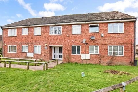 1 bedroom flat for sale, Landau Way, Broxbourne EN10