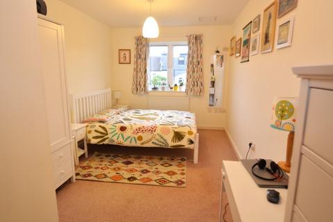 2 bedroom apartment for sale, Ravine Grove, London