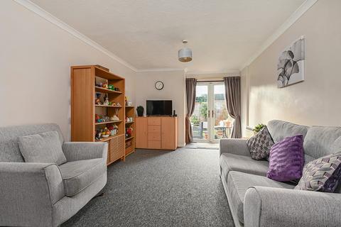 1 bedroom ground floor flat for sale, Broom Way, Camberley GU17