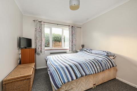 1 bedroom ground floor flat for sale, Broom Way, Camberley GU17