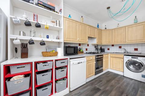 2 bedroom apartment for sale, Queens Road, Brighton BN1