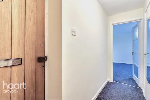 Studio for sale, Haling Park Road, South Croydon