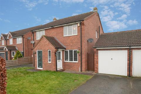 2 bedroom semi-detached house for sale, Chatsworth Avenue, Strensall, York