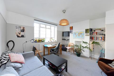 3 bedroom flat to rent, Harrowgate House, London E9