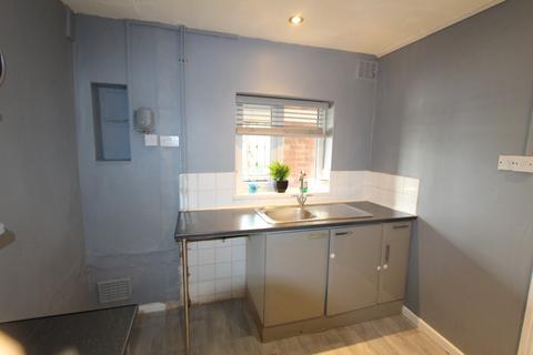 2 bedroom maisonette to rent, Kitts Green Road, Birmingham